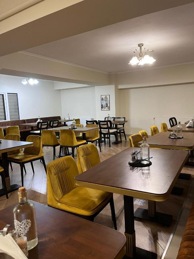 Camere De Inchiriat Elisei Timişoara Exterior foto